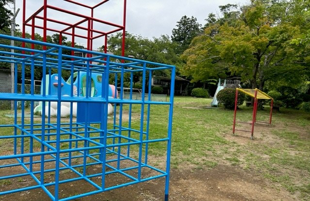 せせらぎ児童公園遊具