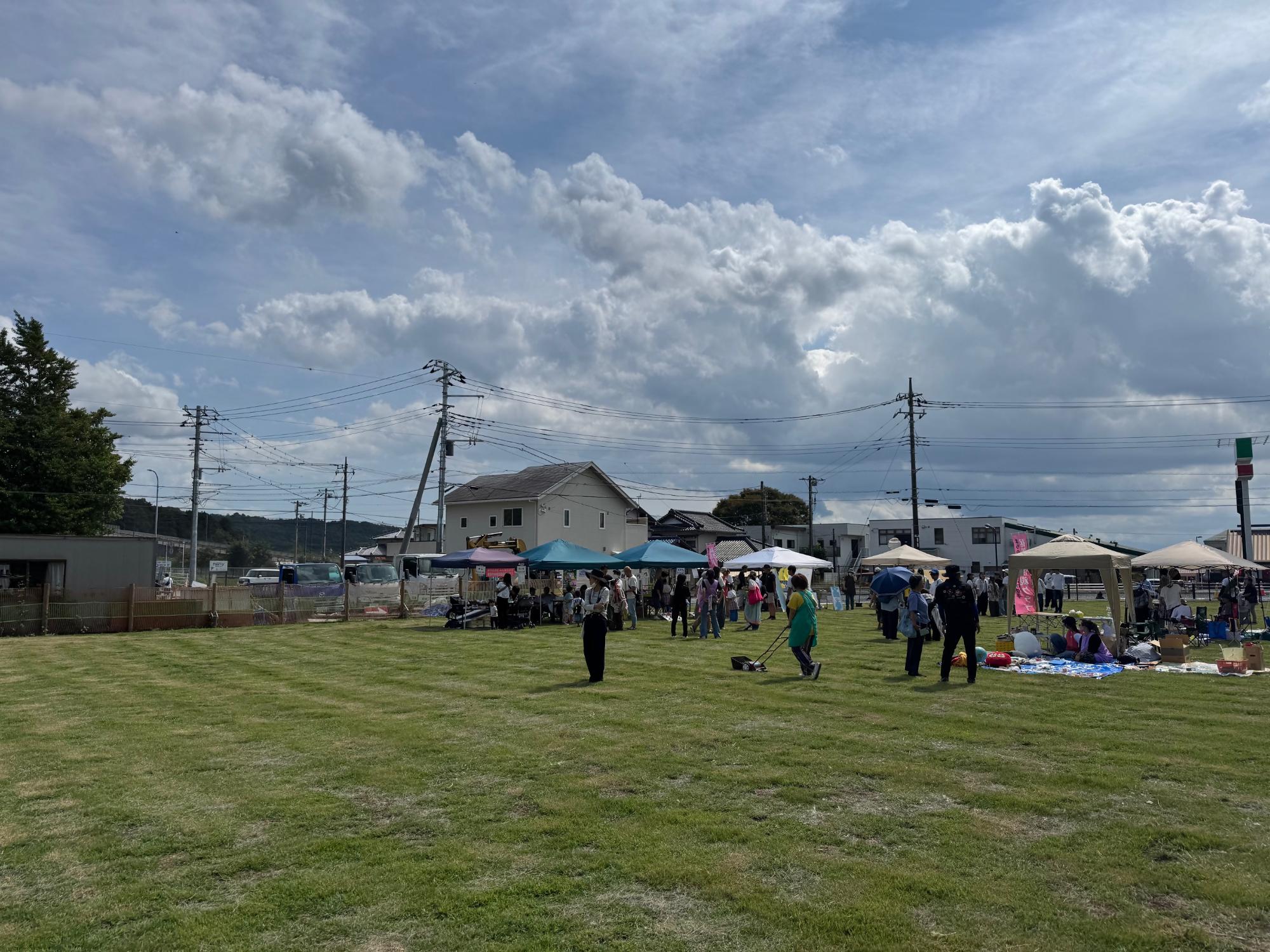 芝生のひろば23