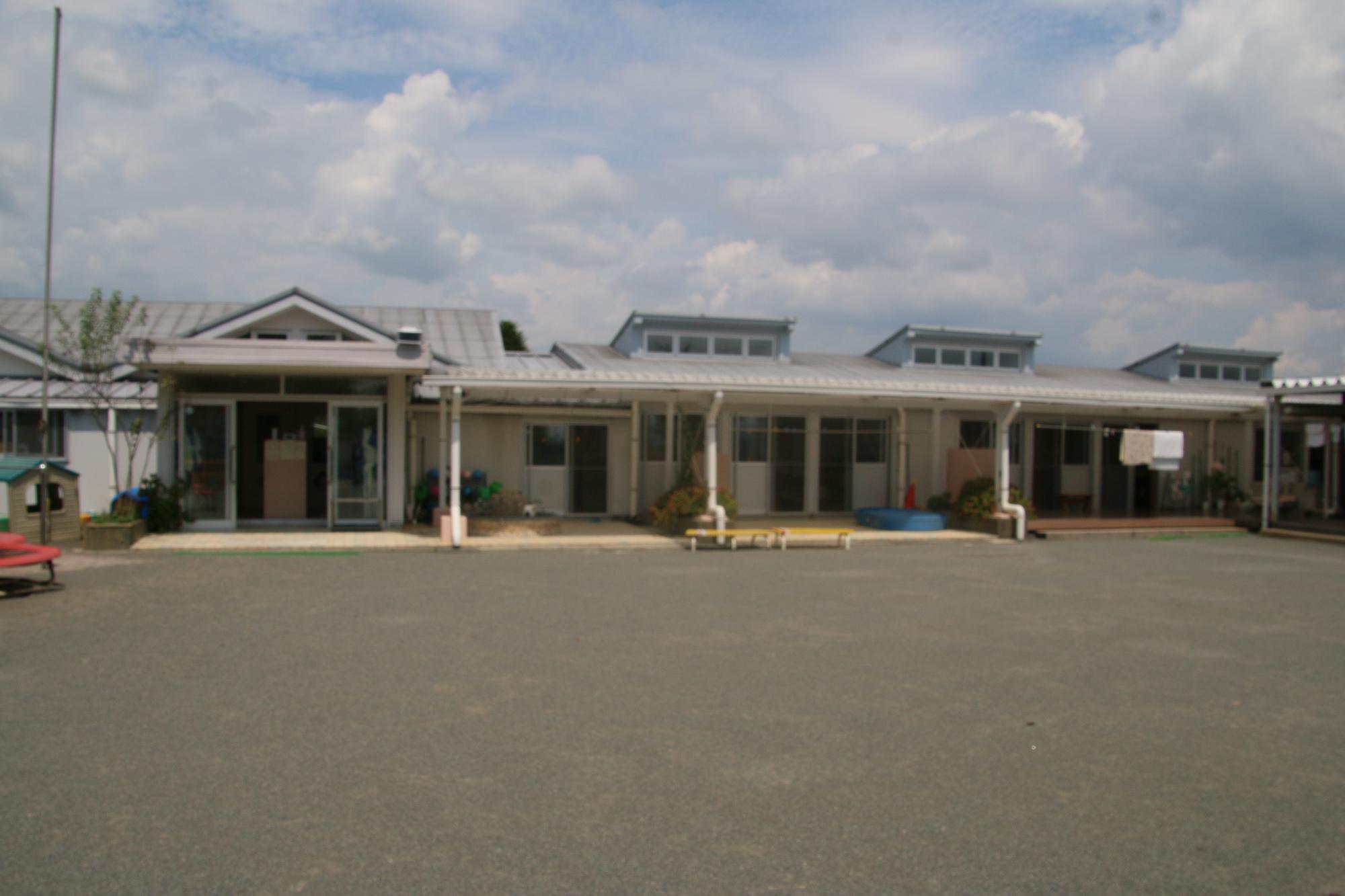 富岡保育園 外観風景