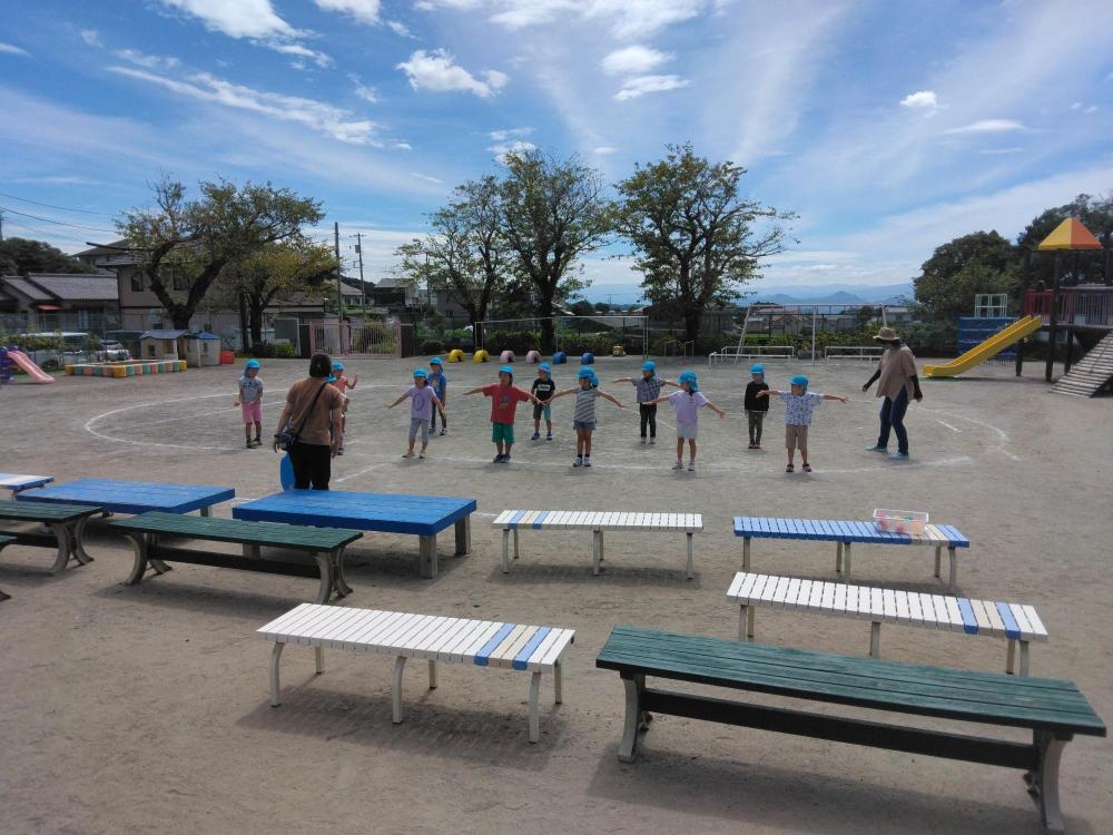 深良幼稚園 運動場