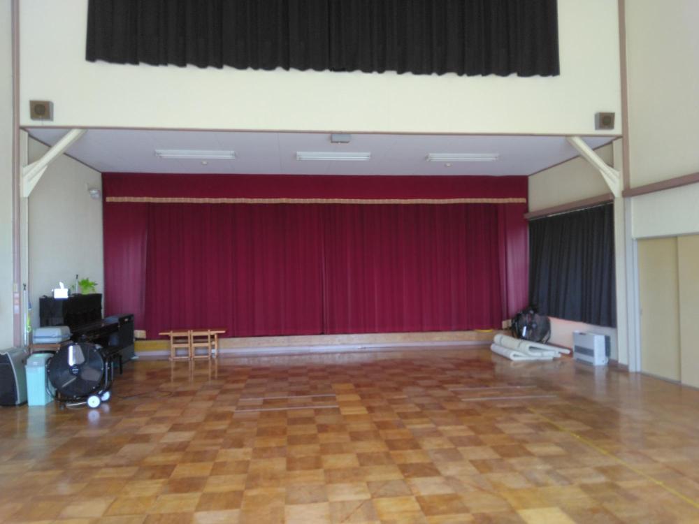 深良幼稚園 遊戯室