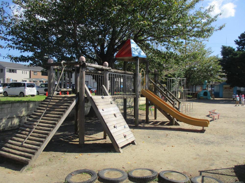 西幼稚園 遊具（1）
