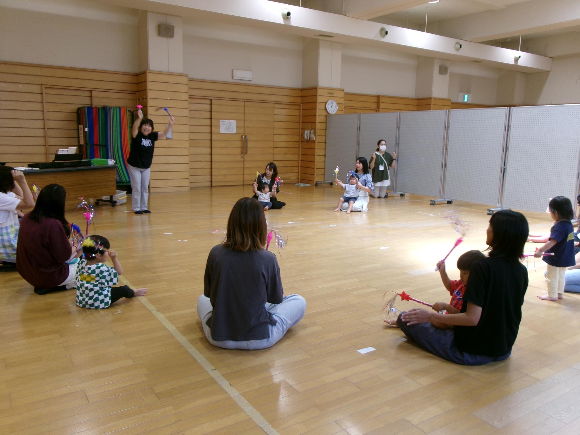 親子リトミック教室の様子2